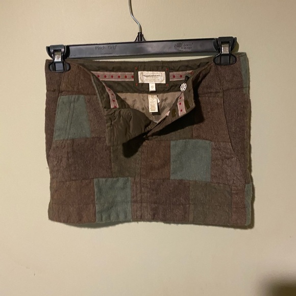 American Eagle Outfitters - Picture 4 of 4